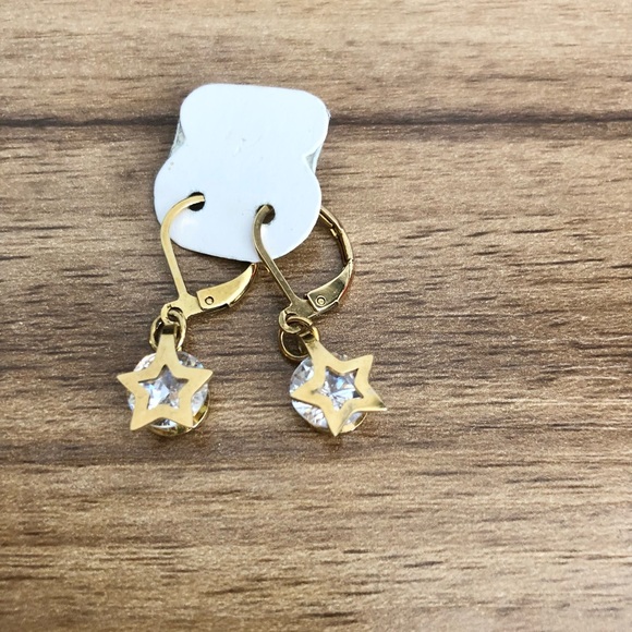 Assorted Earrings - Picture 4 of 7